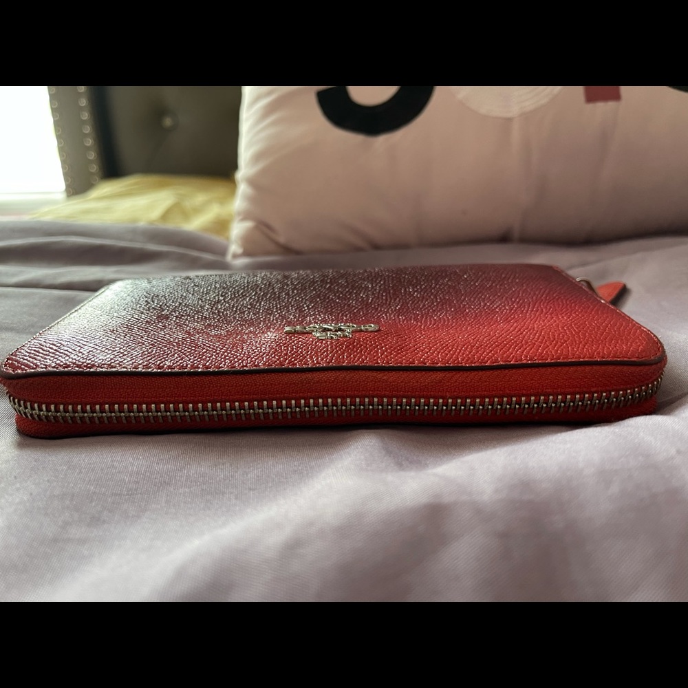 Gently used Coach wallet - Picture 5 of 5